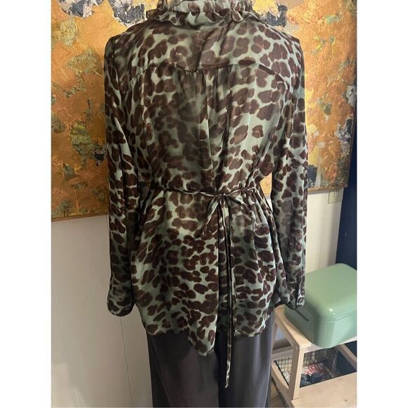 Perch Sheer Animal Print Green Tie Back Blouse W/ Ruffles 2x - Picture 4 of 8